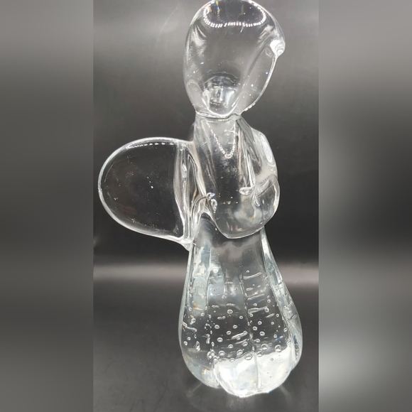 Handblown glass angle - Picture 4 of 6